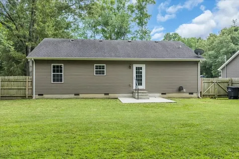 727 Marbury Road Tullahoma TN 37388