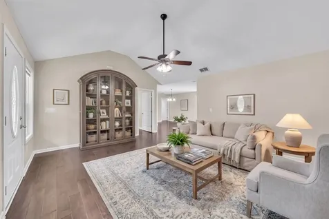 727 Marbury Road Tullahoma TN 37388