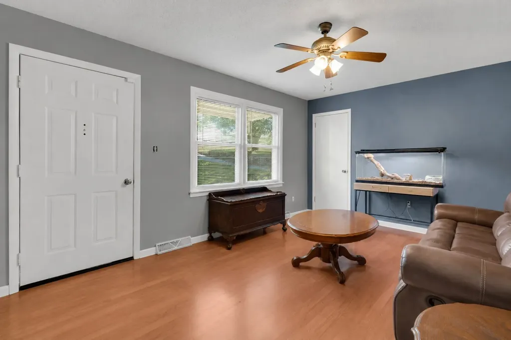 308 Lake Drive Columbia TN 38401