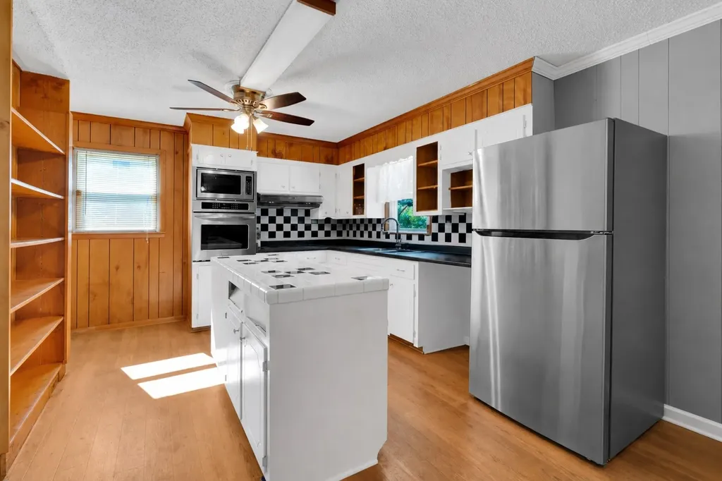 308 Lake Drive Columbia TN 38401