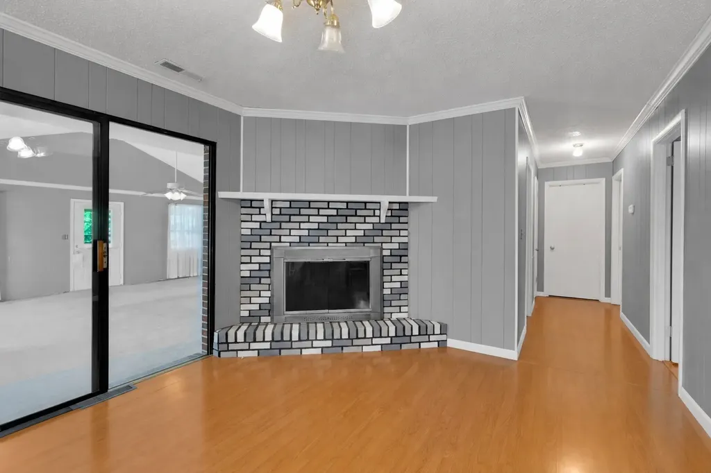 308 Lake Drive Columbia TN 38401