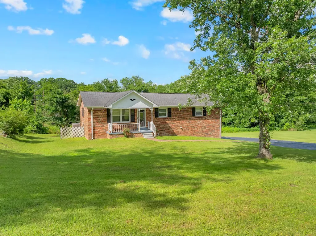 308 Lake Drive Columbia TN 38401