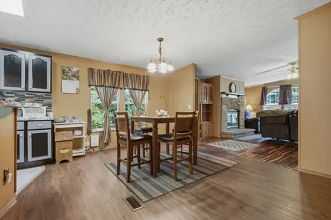 5843 Valley Drive Lyles TN 37098