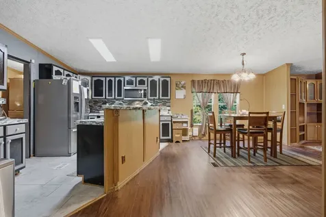 5843 Valley Drive Lyles TN 37098