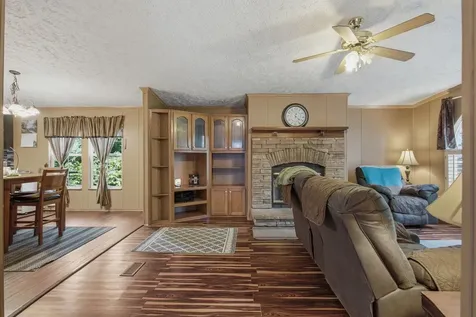 5843 Valley Drive Lyles TN 37098