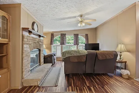 5843 Valley Drive Lyles TN 37098