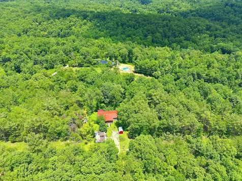 5843 Valley Drive Lyles TN 37098