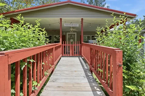 5843 Valley Drive Lyles TN 37098