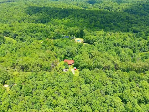 5843 Valley Drive Lyles TN 37098