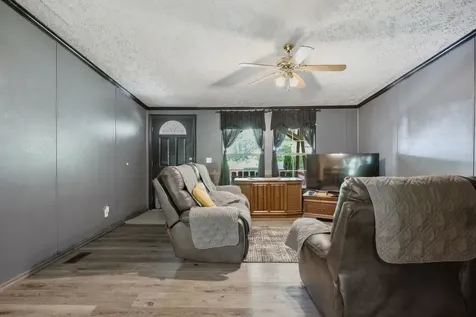5843 Valley Drive Lyles TN 37098
