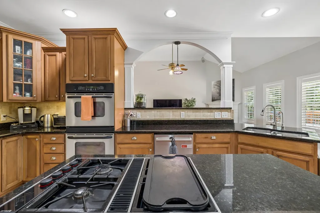 402 Five Oaks Boulevard Lebanon TN 37087