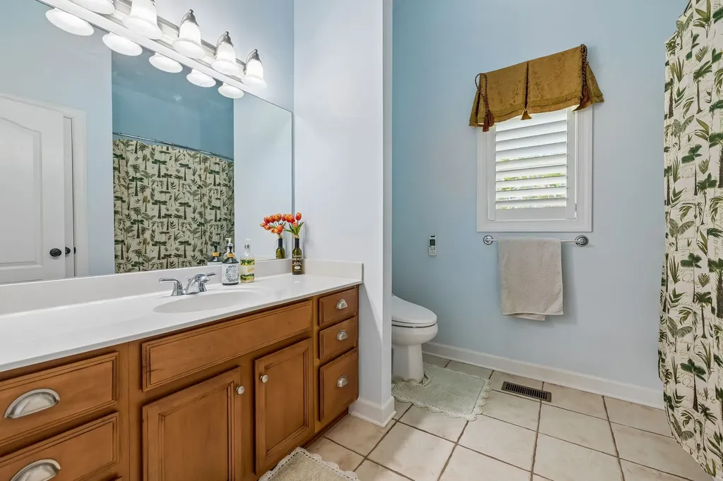 402 Five Oaks Boulevard Lebanon TN 37087