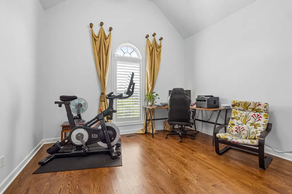 402 Five Oaks Boulevard Lebanon TN 37087