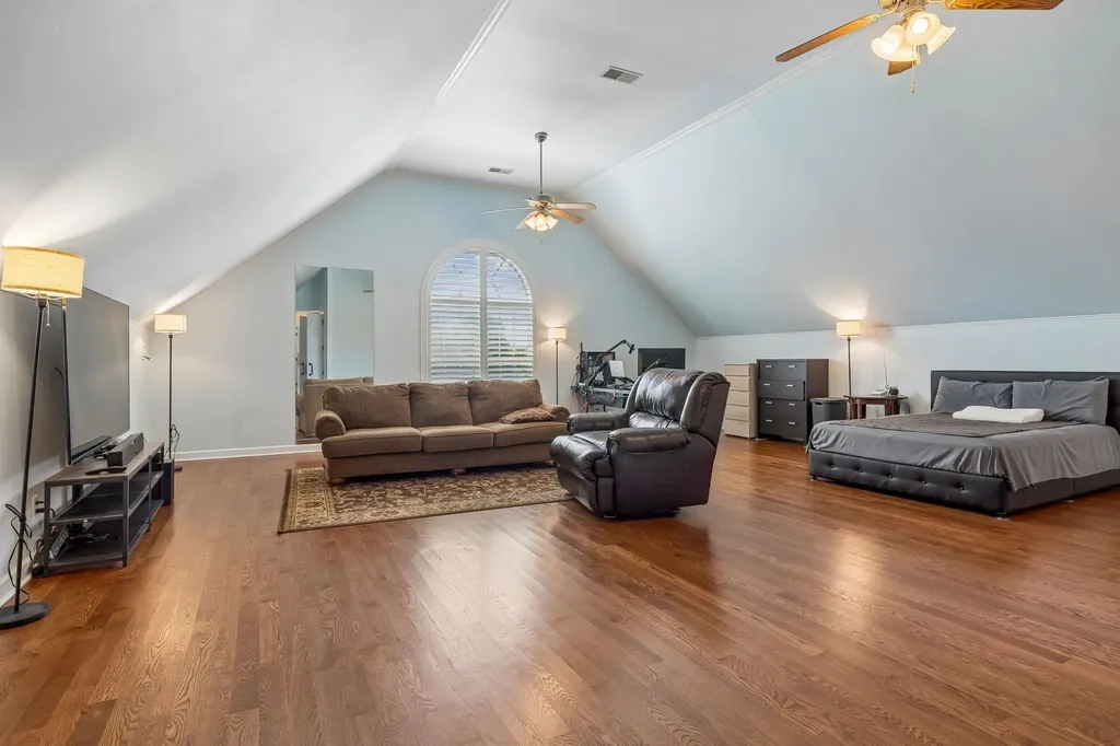 402 Five Oaks Boulevard Lebanon TN 37087