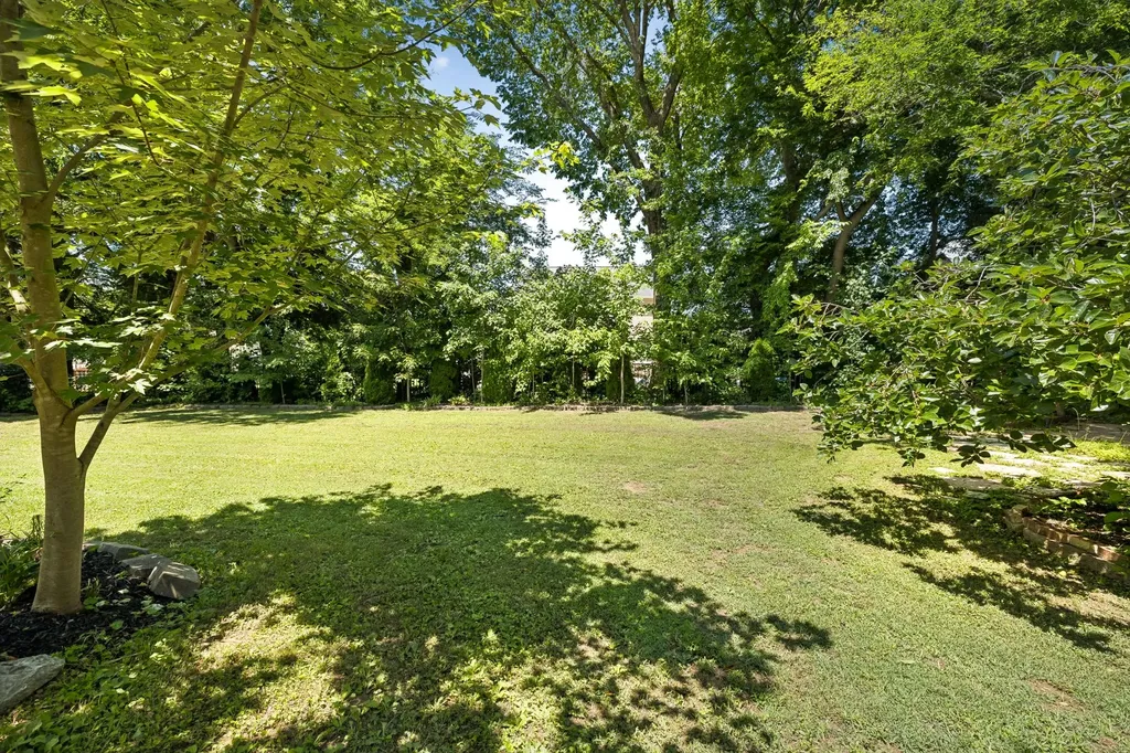 402 Five Oaks Boulevard Lebanon TN 37087