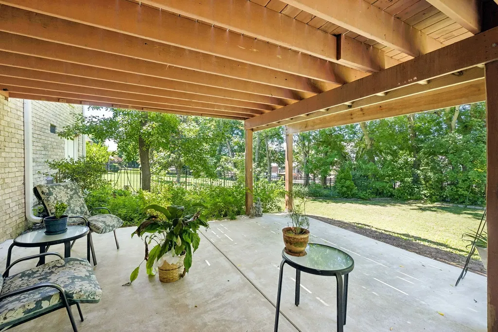 402 Five Oaks Boulevard Lebanon TN 37087