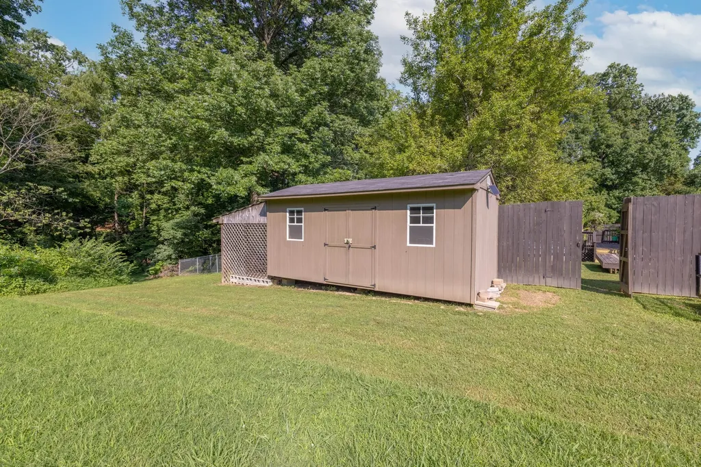 2027 Skyline Drive Goodlettsville TN 37072