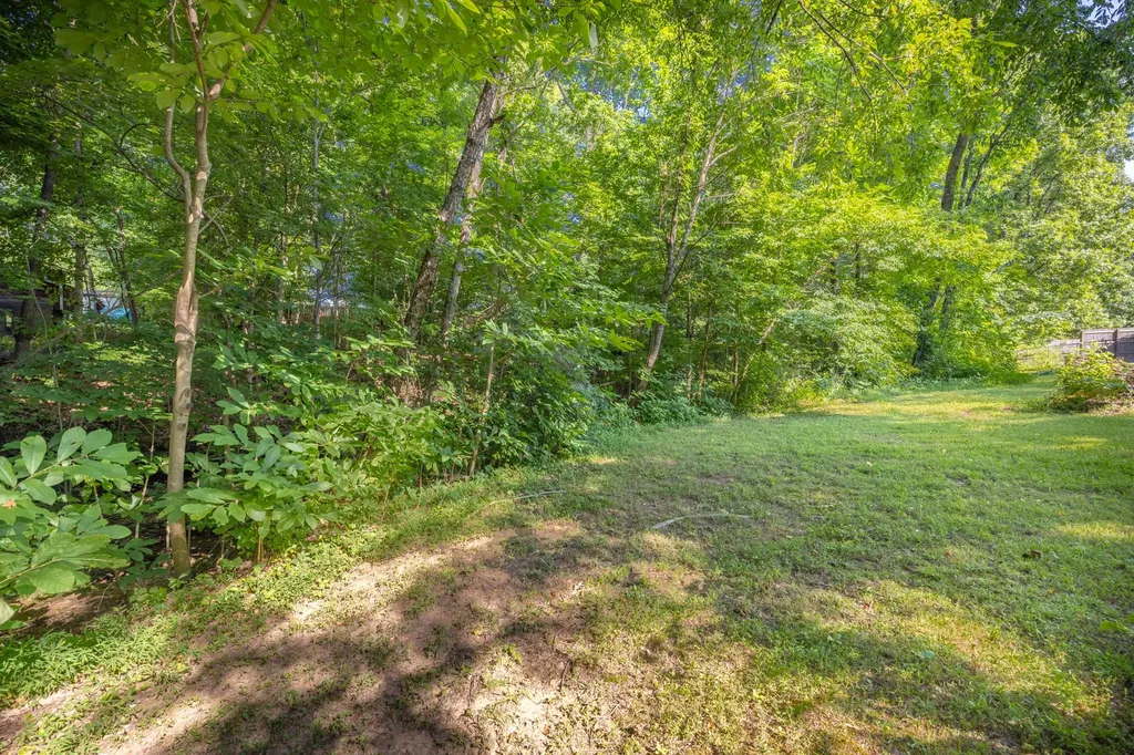 2027 Skyline Drive Goodlettsville TN 37072