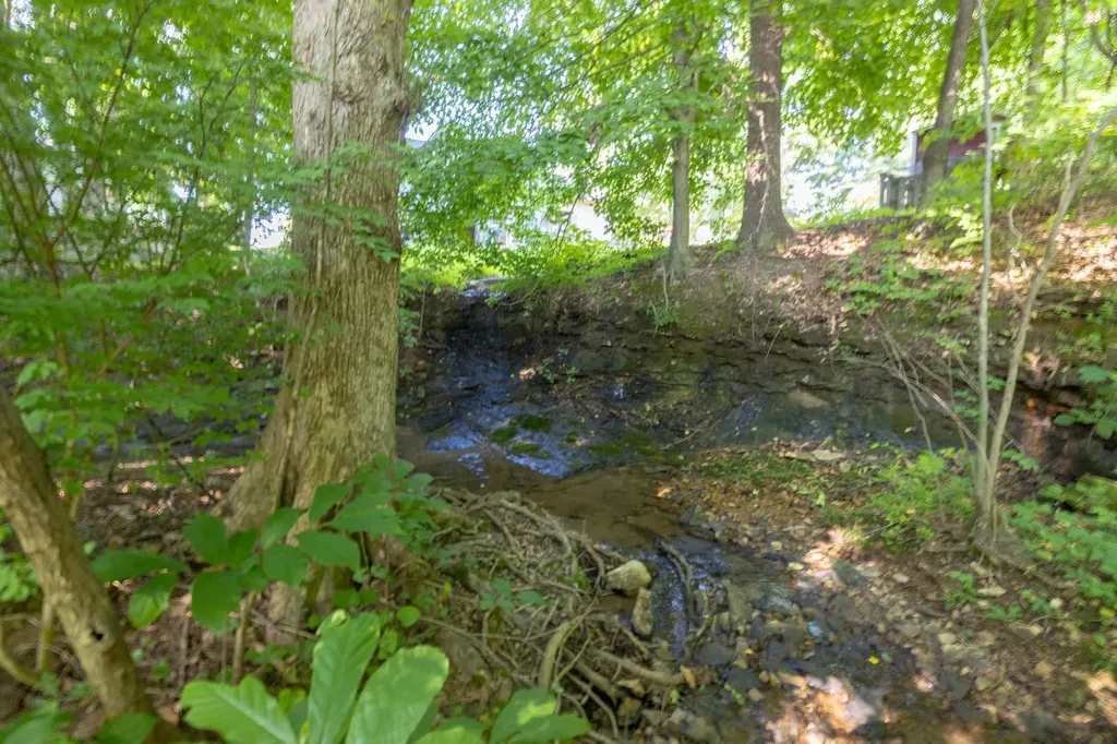 2027 Skyline Drive Goodlettsville TN 37072