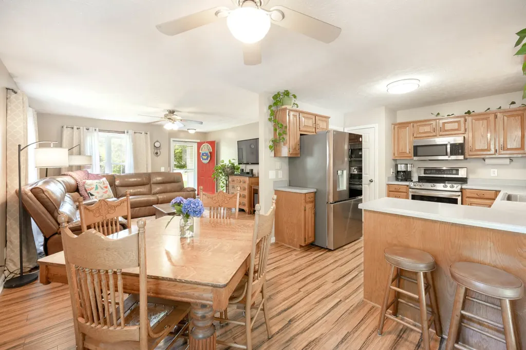 2027 Skyline Drive Goodlettsville TN 37072