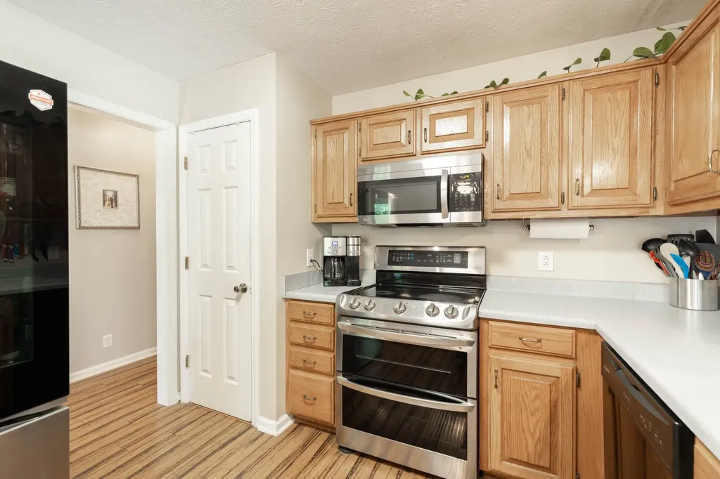 2027 Skyline Drive Goodlettsville TN 37072