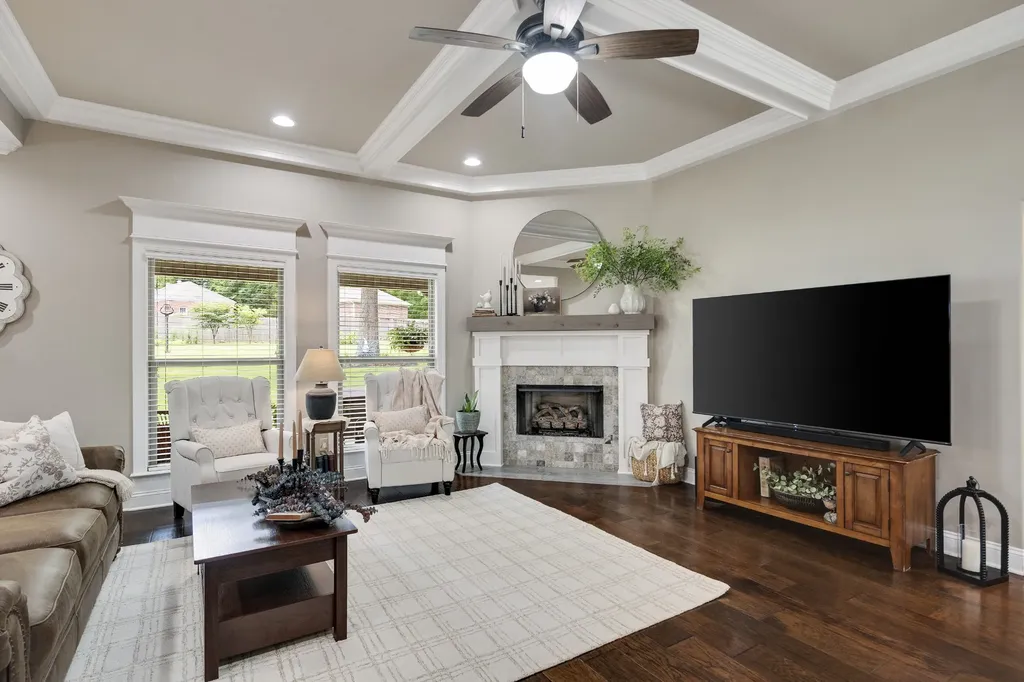 32 Sunhaven Drive Jackson TN 38305