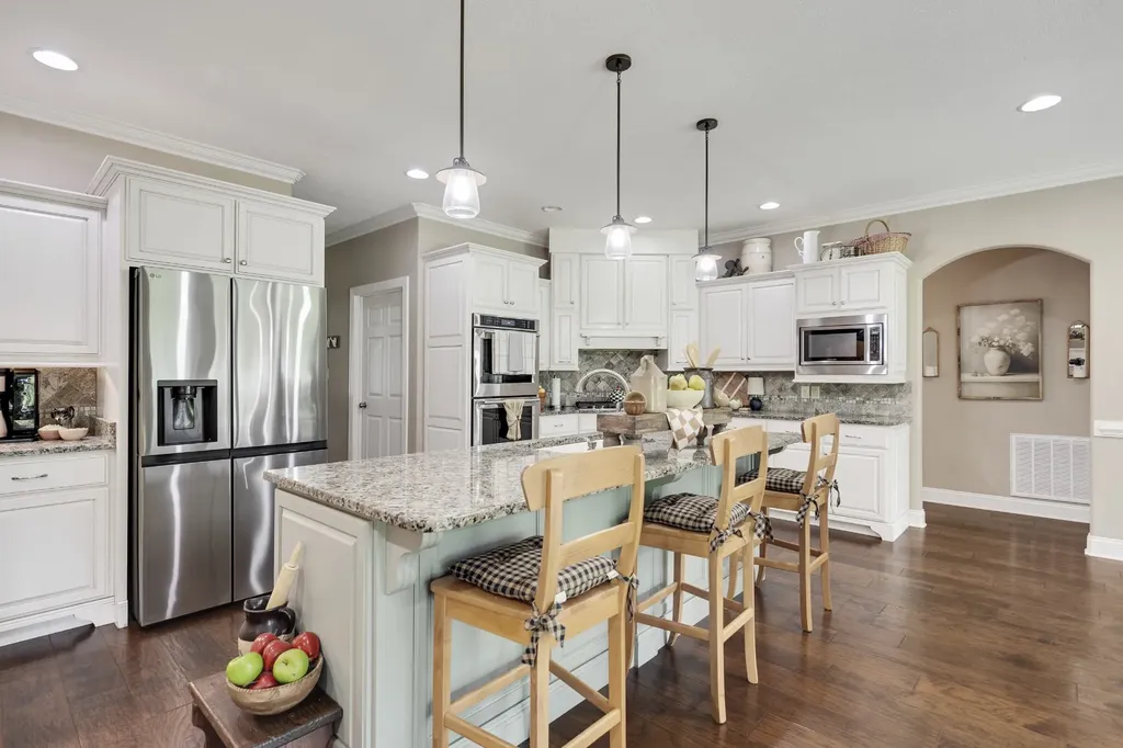 32 Sunhaven Drive Jackson TN 38305