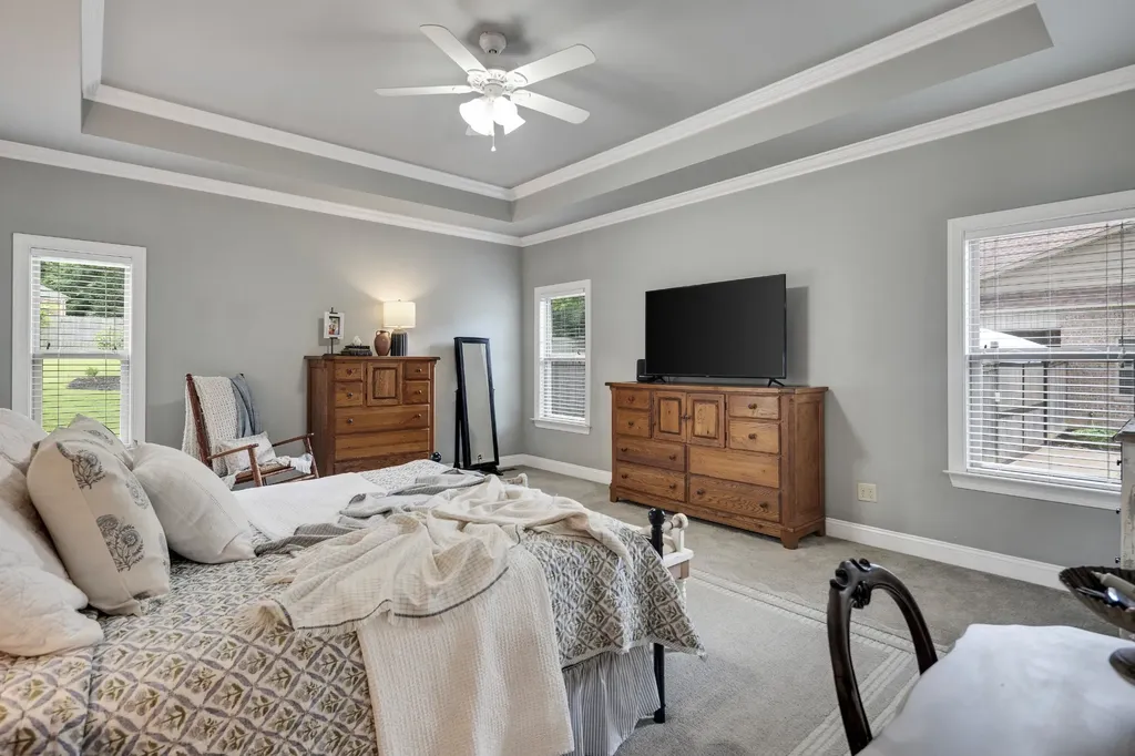 32 Sunhaven Drive Jackson TN 38305
