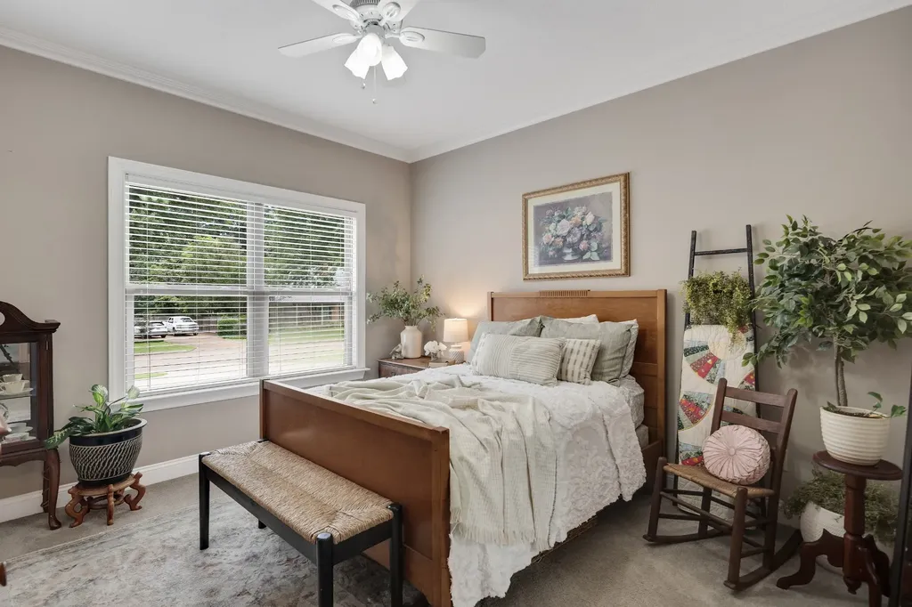 32 Sunhaven Drive Jackson TN 38305