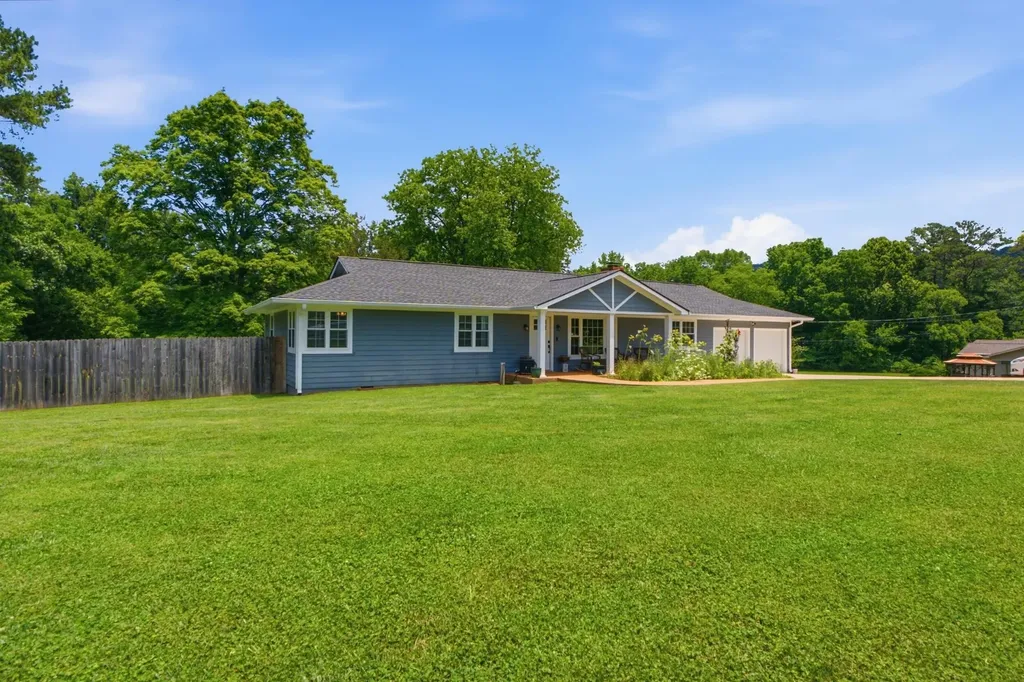 9417 Bennie Lane Ooltewah TN 37363