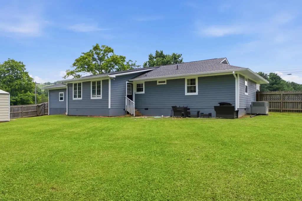 9417 Bennie Lane Ooltewah TN 37363