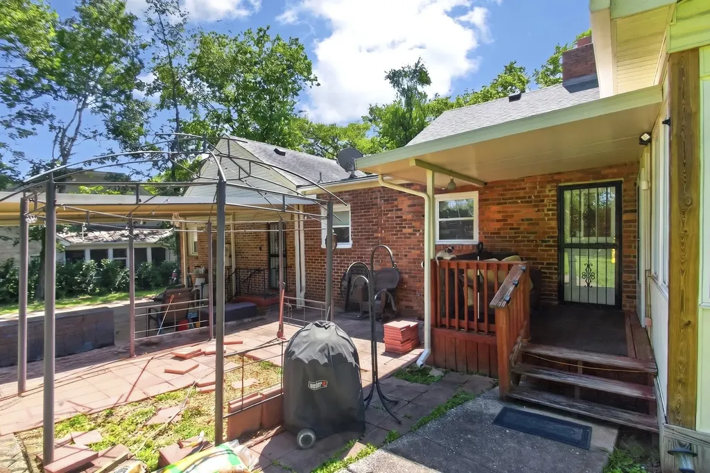 3304 Lealand Lane Nashville TN 37204