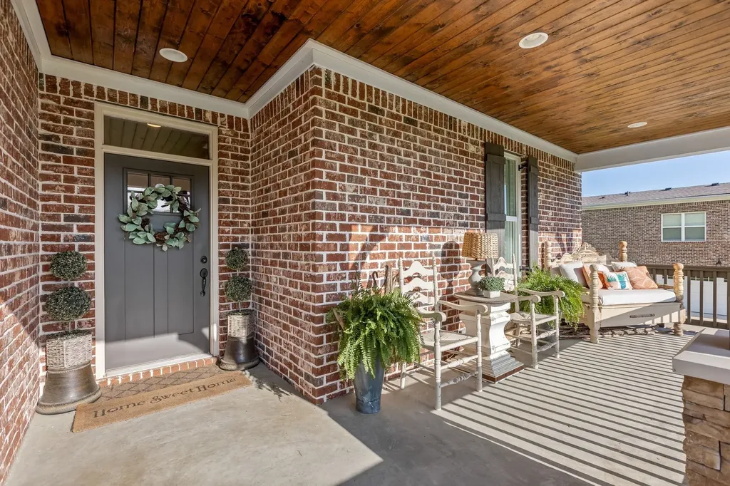 1070 Hideaway Road Columbia TN 38401