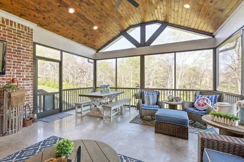 1070 Hideaway Road Columbia TN 38401