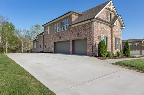 1070 Hideaway Road Columbia TN 38401