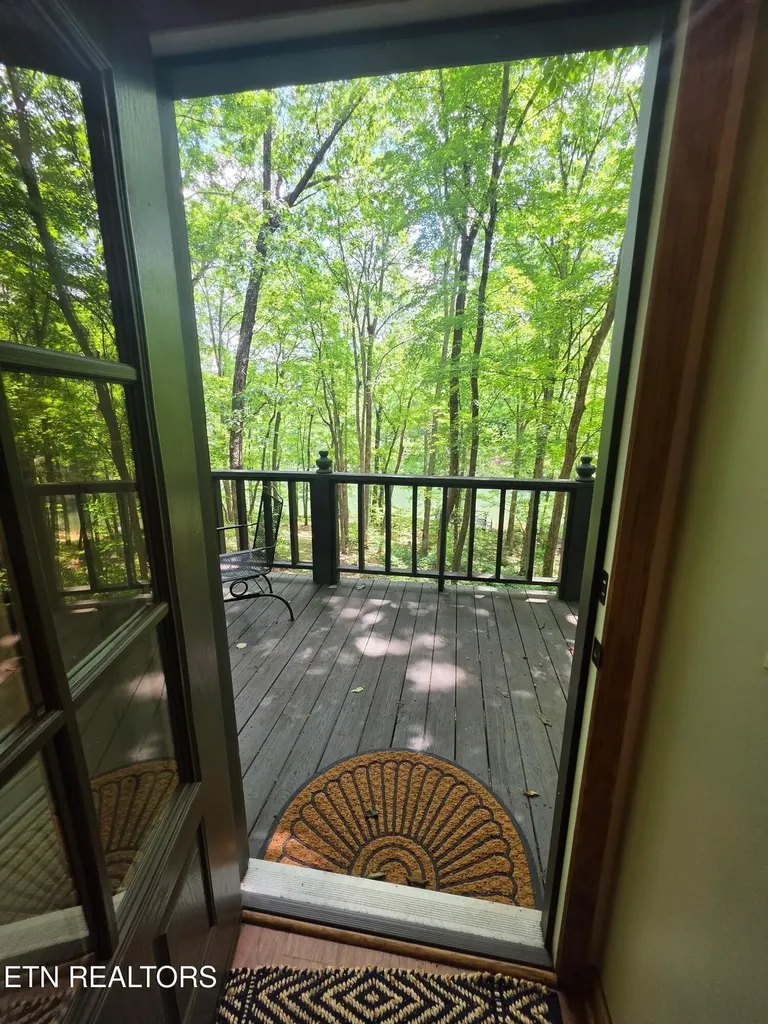 1518 Perimeter Drive Jamestown TN 38556