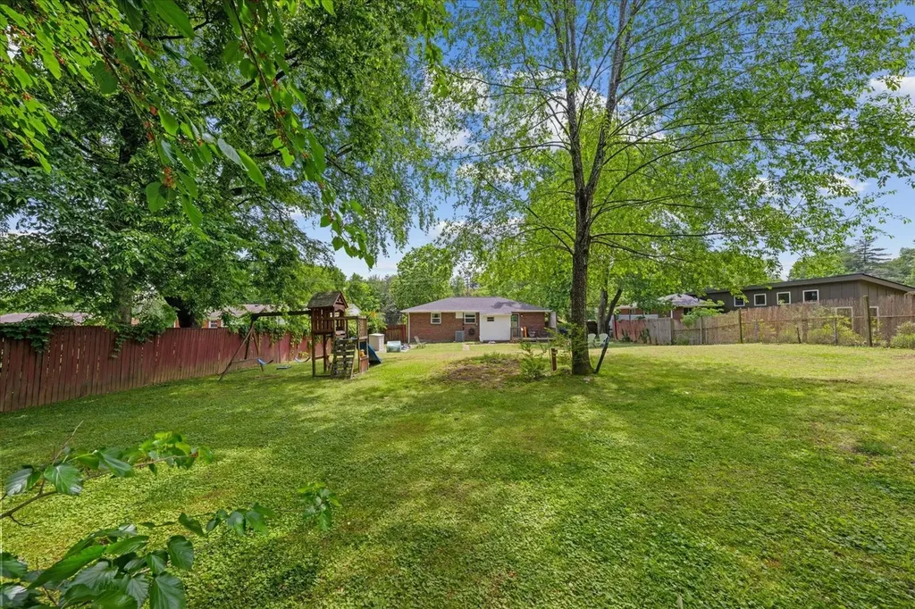 2920 Twin Lawn Drive Nashville TN 37214