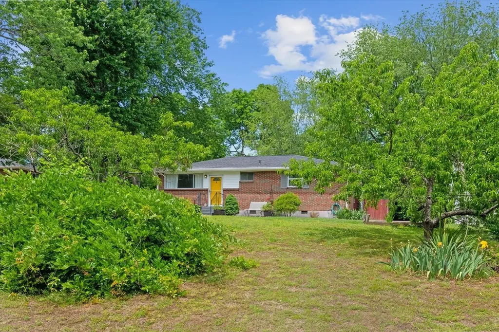 2920 Twin Lawn Drive Nashville TN 37214