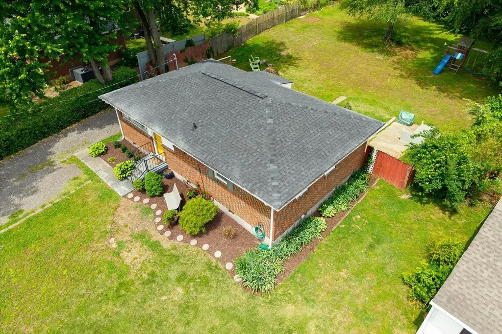 2920 Twin Lawn Drive Nashville TN 37214