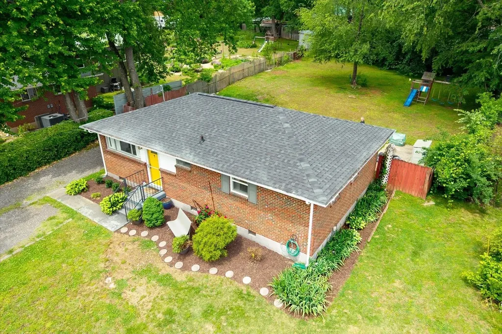 2920 Twin Lawn Drive Nashville TN 37214