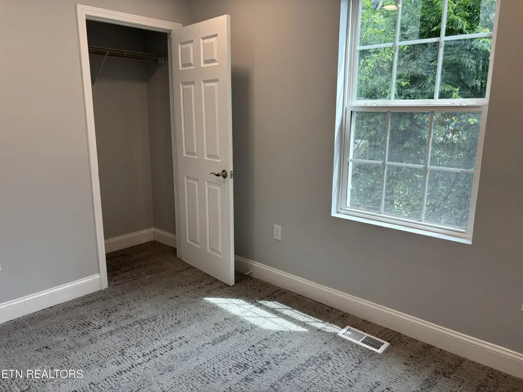 2549 Keith Avenue Knoxville TN 37921