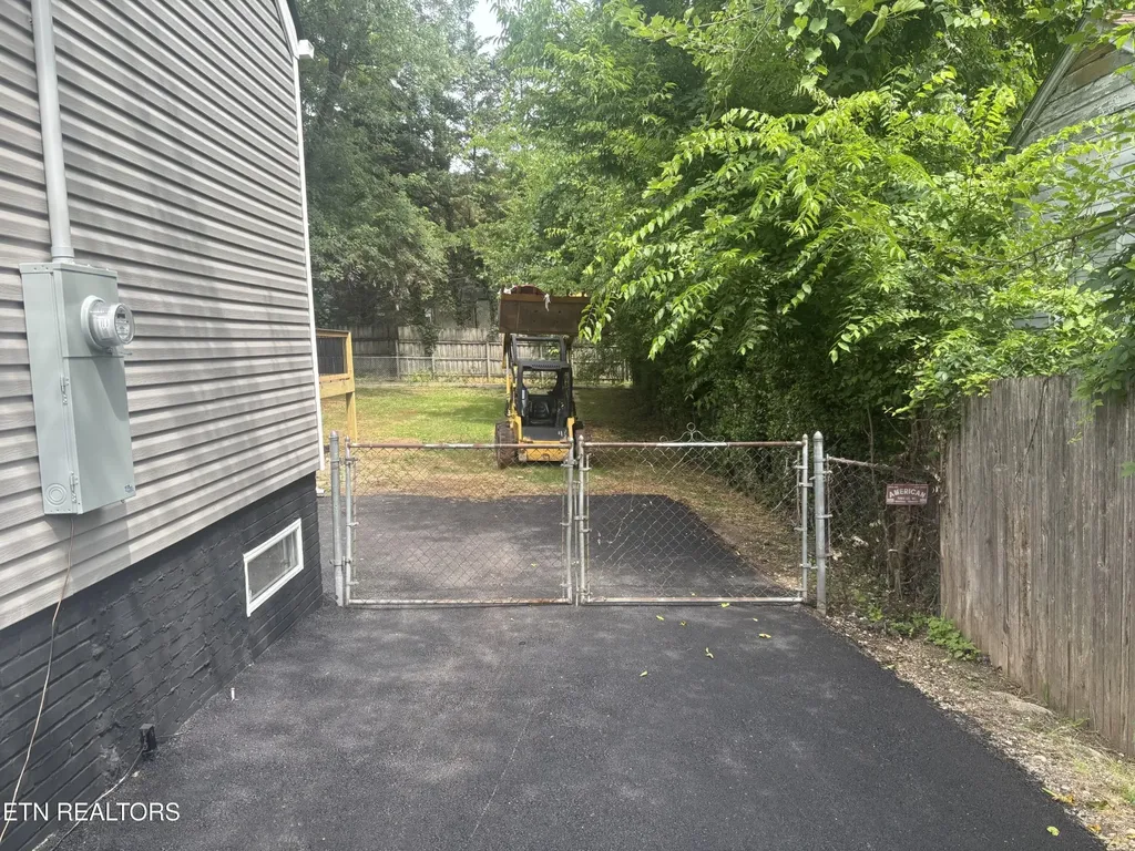 2549 Keith Avenue Knoxville TN 37921