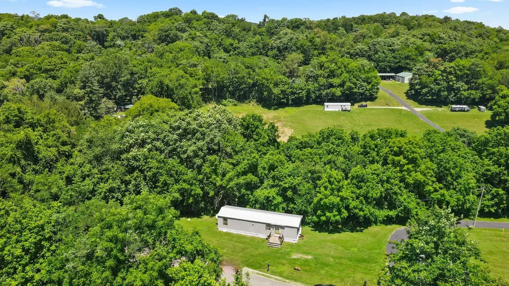2219B Mack Benderman Road Culleoka TN 38451