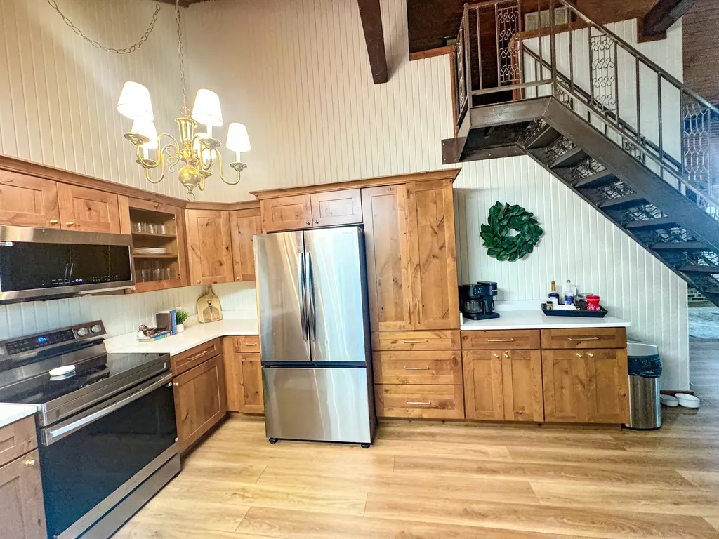 330 Russwood Drive Springville TN 38256