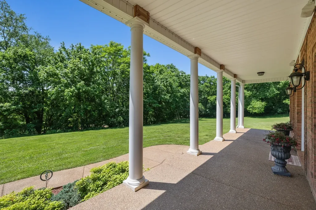2219A Mack Benderman Road Culleoka TN 38451