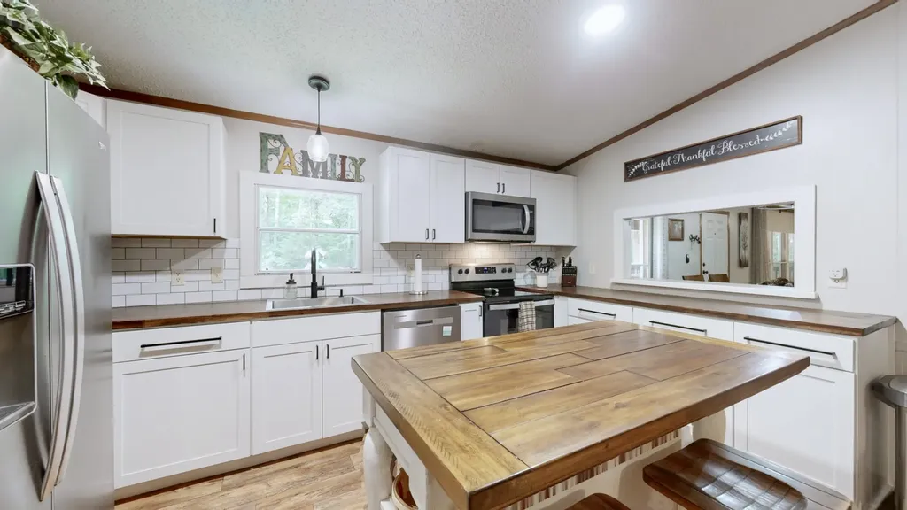 3398 Poplar Hill Road Watertown TN 37184