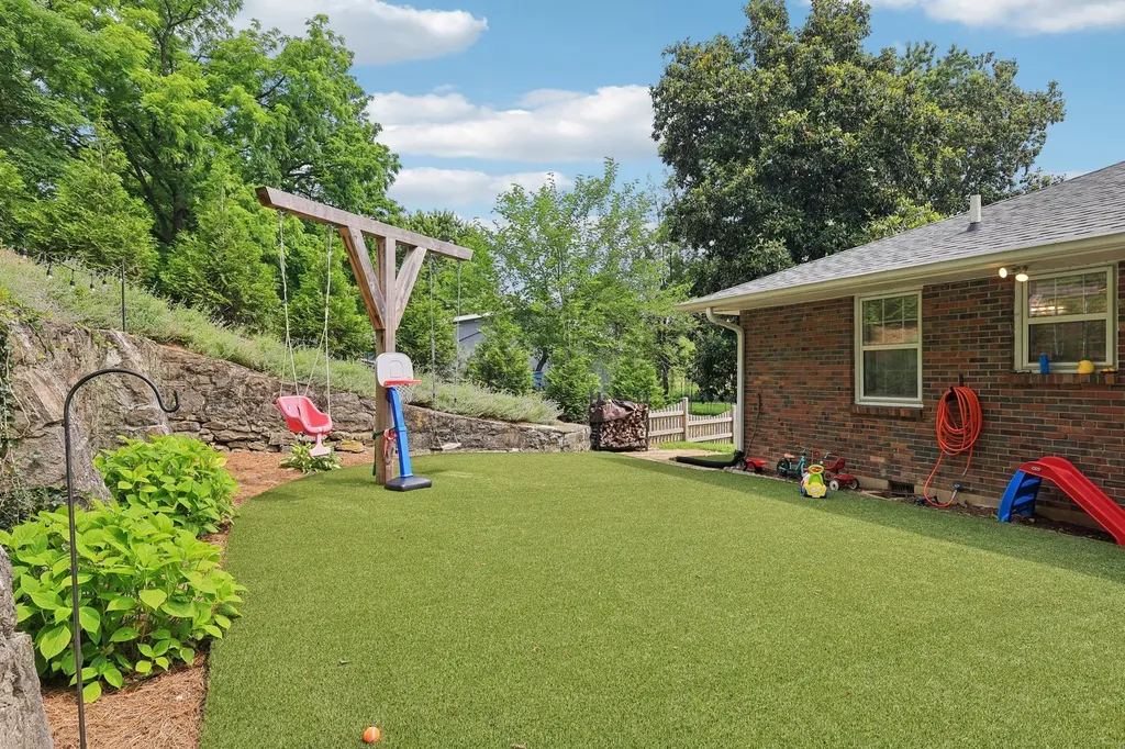 3313 Colby Drive Nashville TN 37211