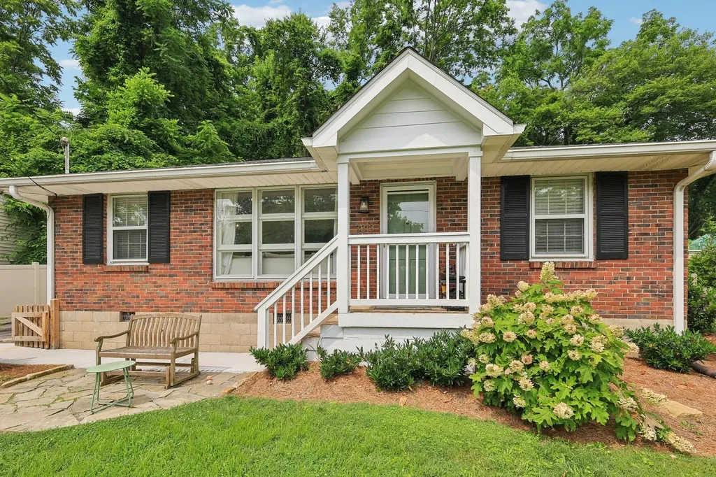 3313 Colby Drive Nashville TN 37211