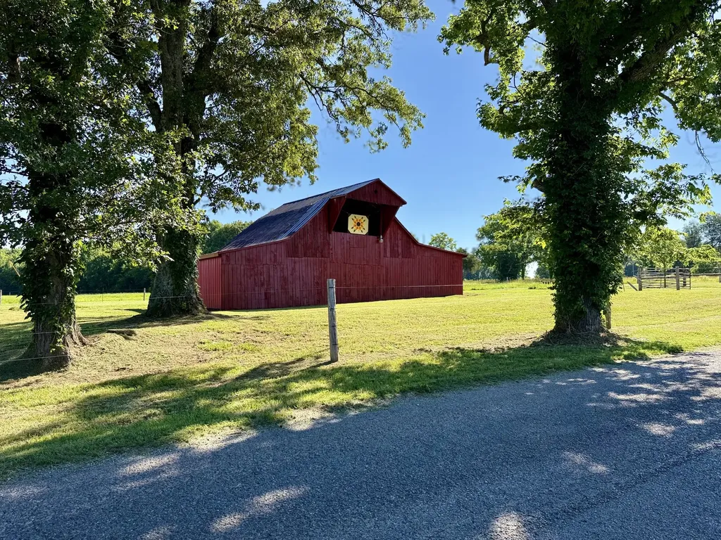 28 Cove Hill Road Woodbury TN 37190