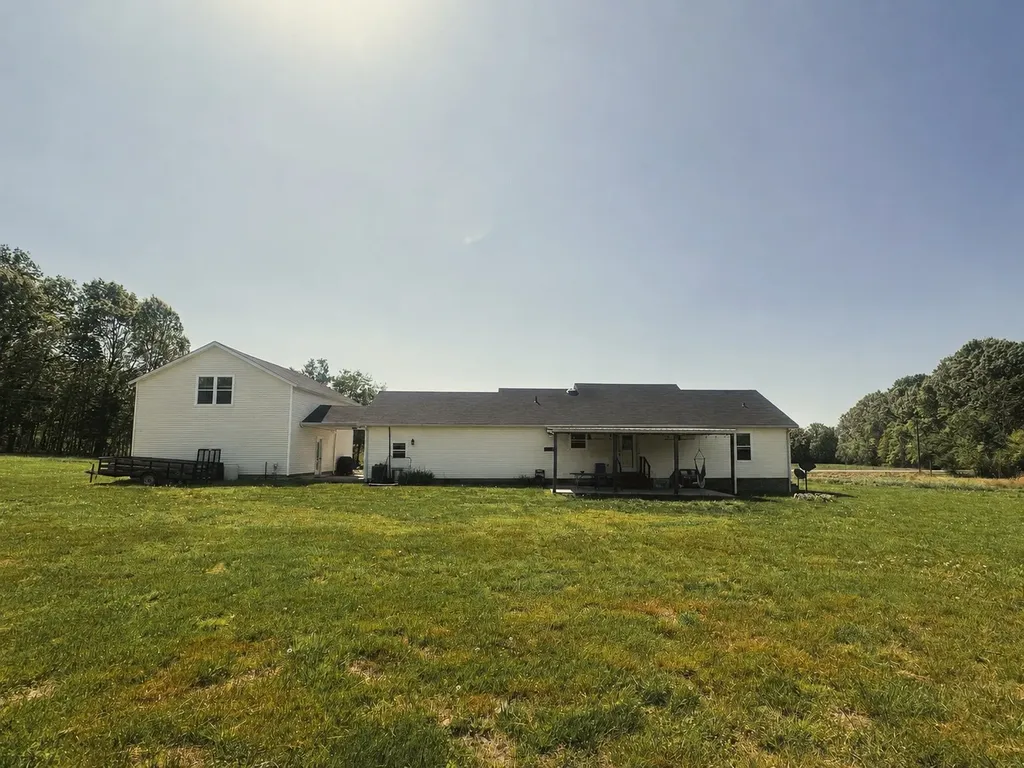 831 Philippi Road Wartrace TN 37183